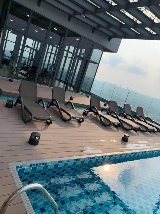 2Br 8Pax Swingduplexekocherasmall—Infinitypool Mrt Kuala Lumpur Esterno foto
