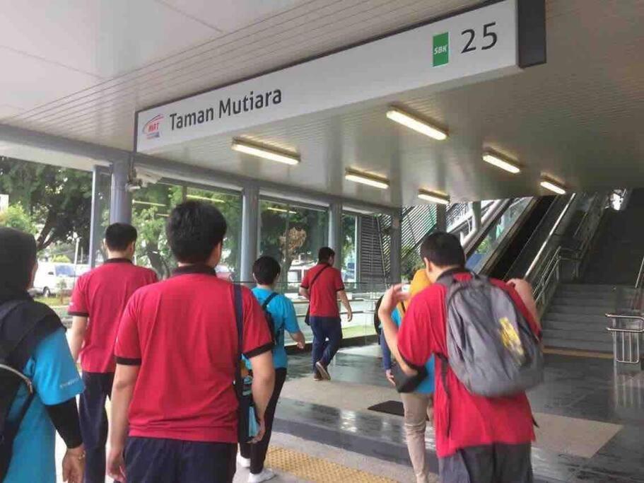 2Br 8Pax Swingduplexekocherasmall—Infinitypool Mrt Kuala Lumpur Esterno foto
